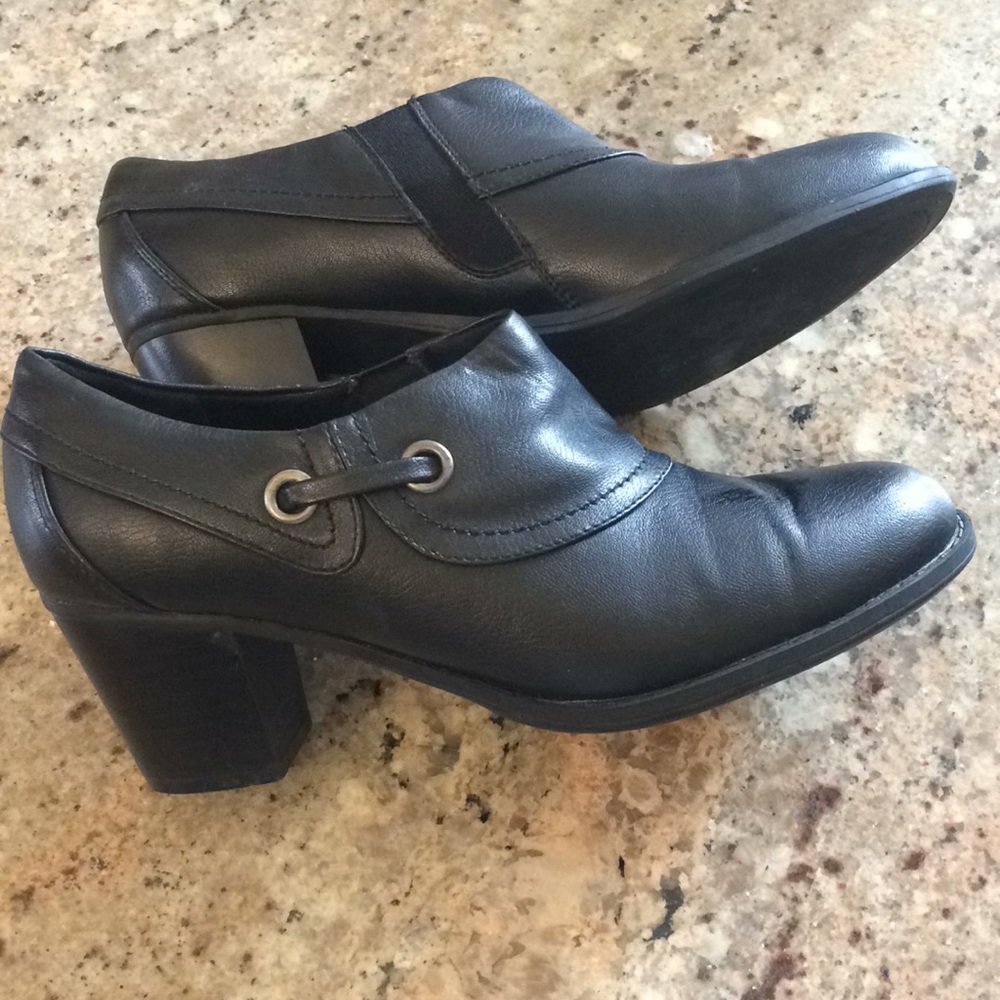Black boots
